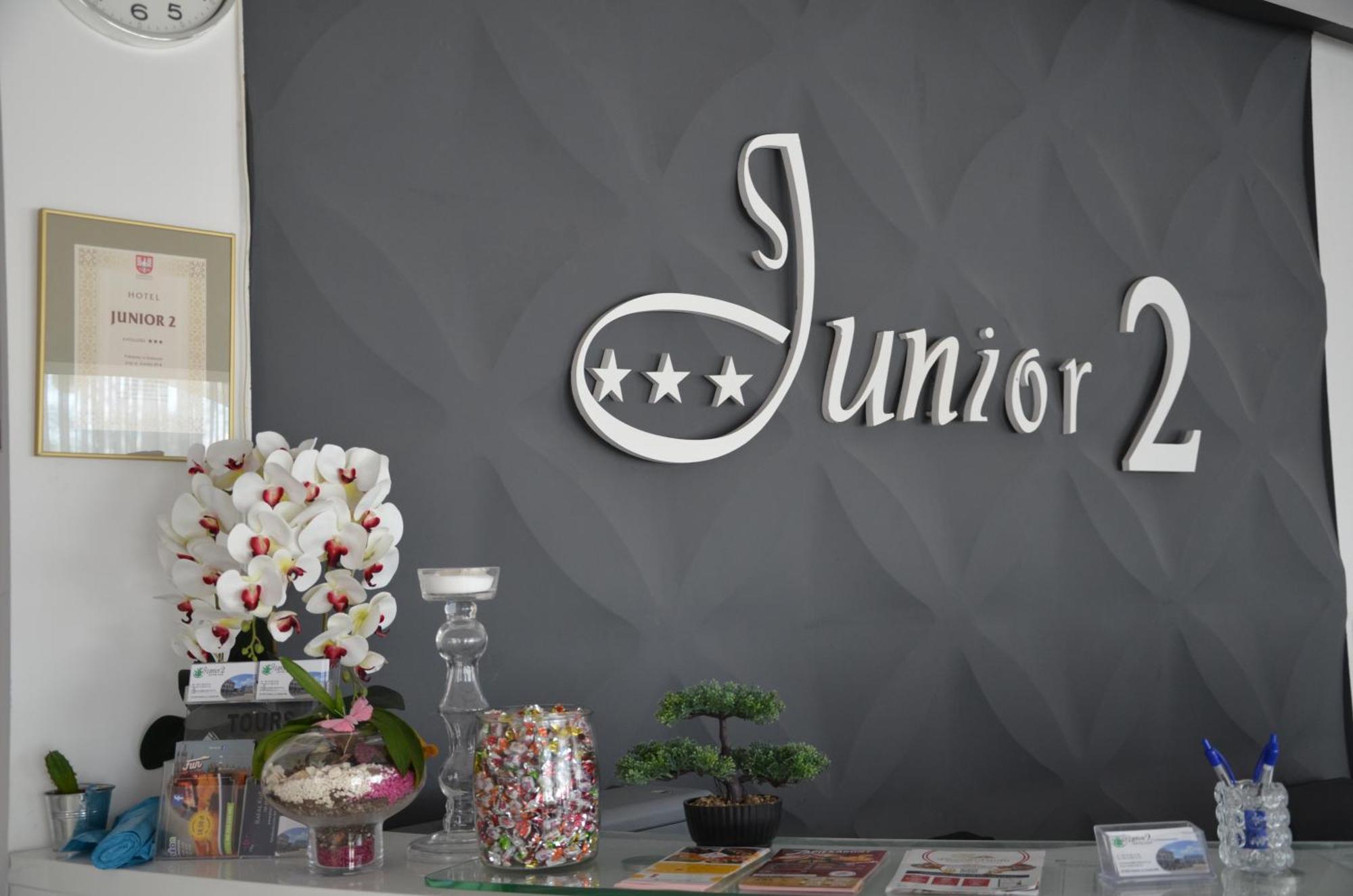 Hotel Junior 2 크라쿠프 외부 사진
